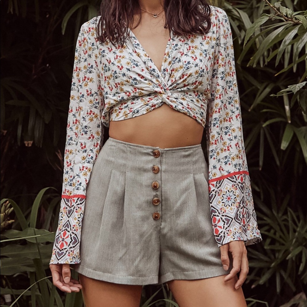 Long Sleeve Crop Top Blouse